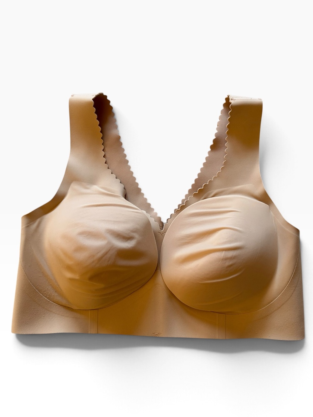 Evelyn & Bobbie ‘Evelyn’ Bra. Sz. M. Wireless push-up bra. Sz. M. Sand. EUC